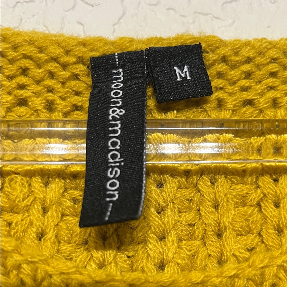 Moon & Madison Women’s Size Medium Mustard Knit Sweater - Picture 2 of 6